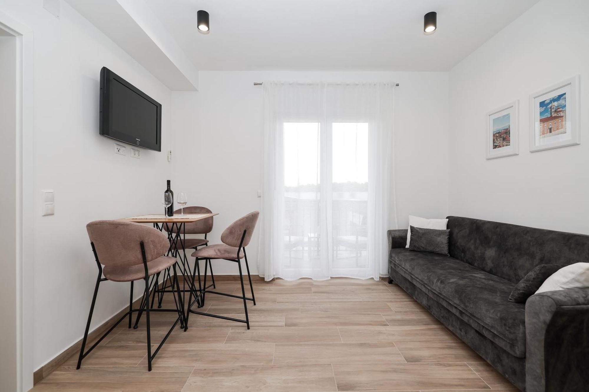 Duo Soles - Apartments With Private Parking Near Zadar Murvica  Екстериор снимка