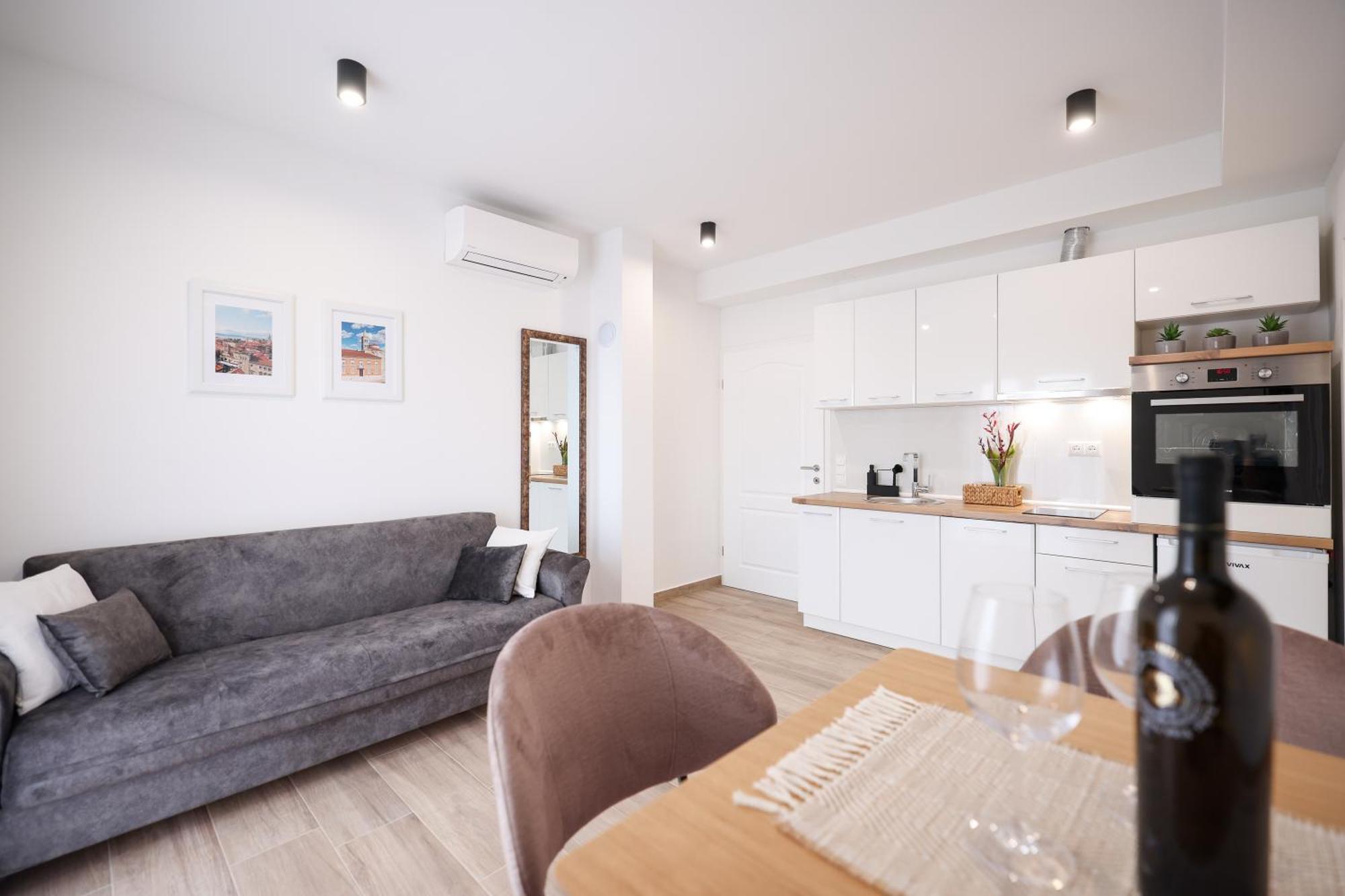 Duo Soles - Apartments With Private Parking Near Zadar Murvica  Екстериор снимка