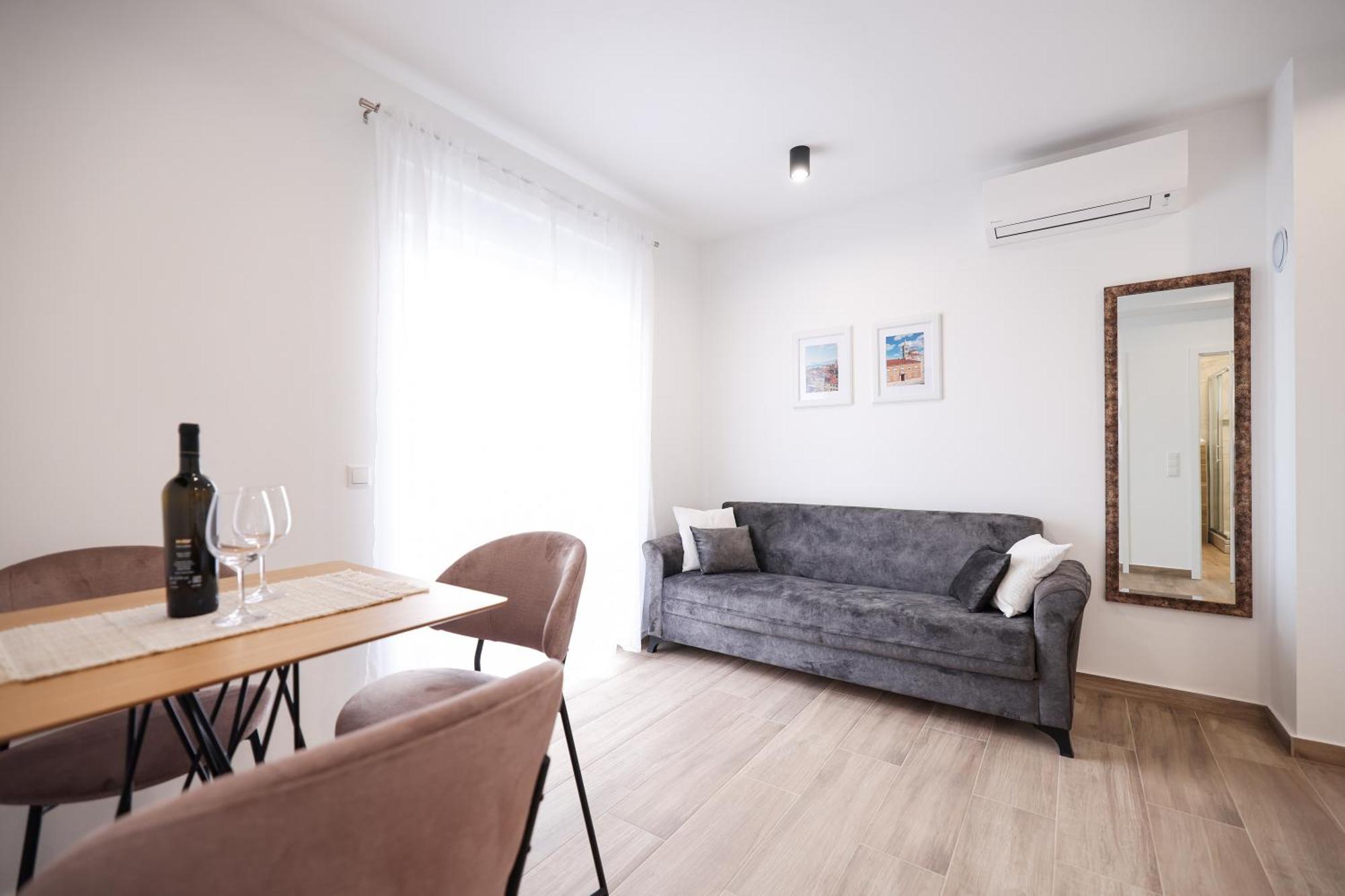 Duo Soles - Apartments With Private Parking Near Zadar Murvica  Екстериор снимка